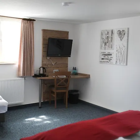 Zum Kreuz 스테튼암카튼마크트