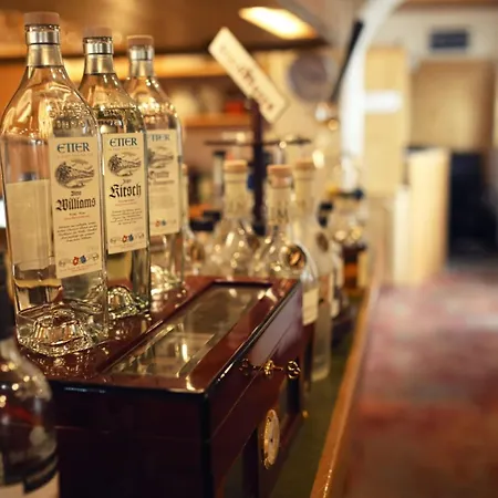 Zum Kreuz 2* 스테튼암카튼마크트