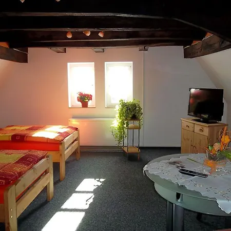 Zum Kreuz Hotel 2*